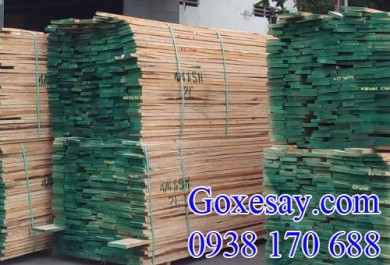 Bán gỗ tần bì xẻ sấy nhập khẩu chất lượng