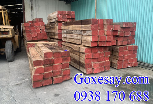 Gỗ Teak nguyên liệu giá kho